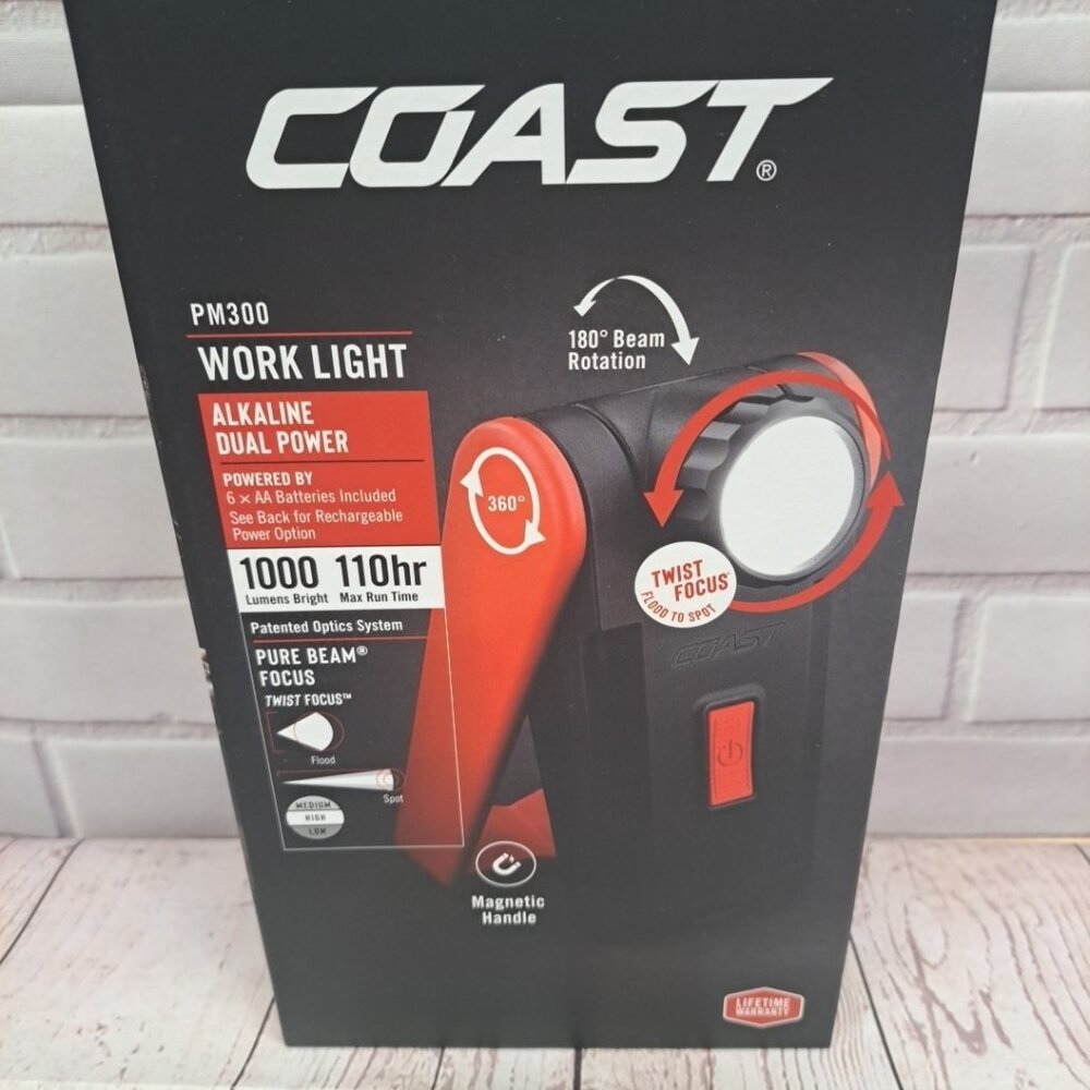 NIB Coast‎ PM300 Pure Beam Focus 1000 Lumen Magnetic Rotating Work Light 110hr